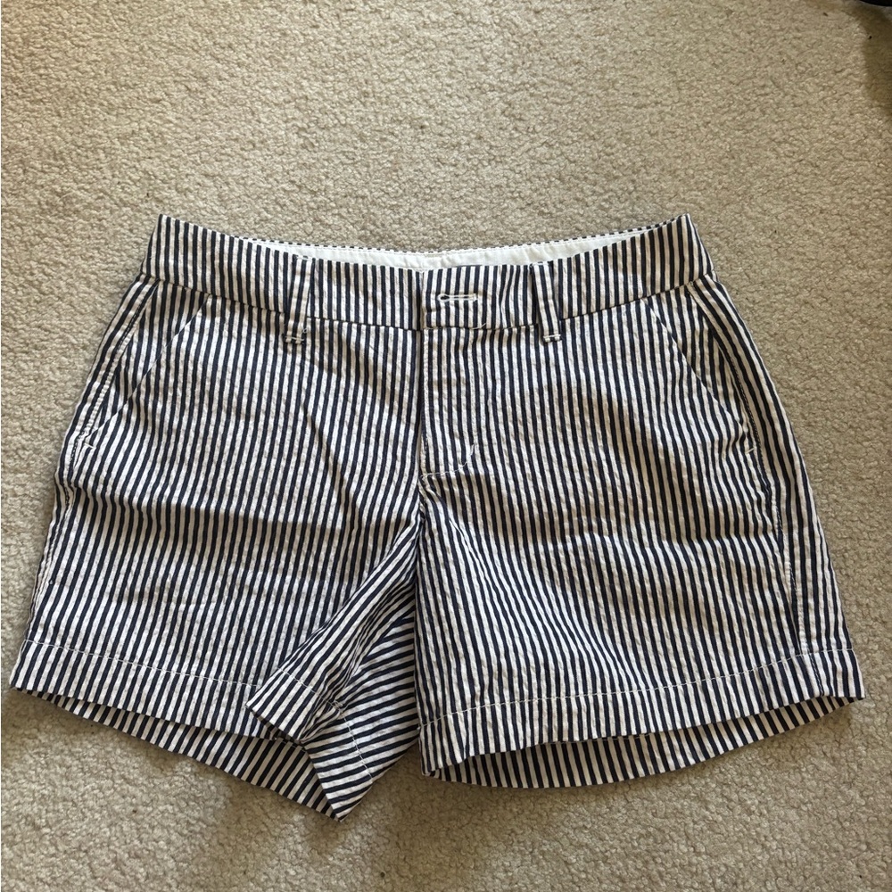 Old Navy - Navy and White Shorts